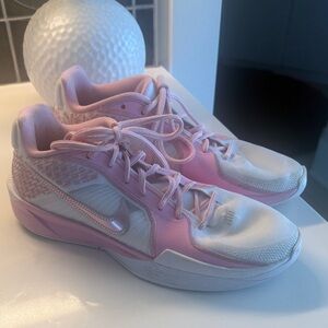 Nike Women's Pink and White Athletic Shoes